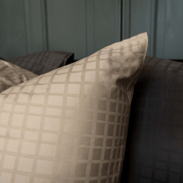 Kayori dekbedovertrek Kora Katoensatijn - Taupe